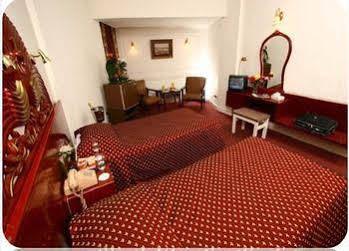 Beirut Hotel Kairo Exterior foto